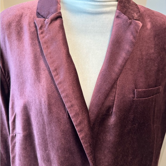NWOT Cabi Williams Jacket. Mulberry. Size XL. - Picture 4 of 13